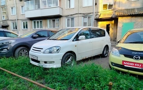 Toyota Ipsum II, 2001 год, 550 000 рублей, 3 фотография