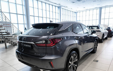 Lexus RX IV рестайлинг, 2019 год, 4 850 000 рублей, 9 фотография