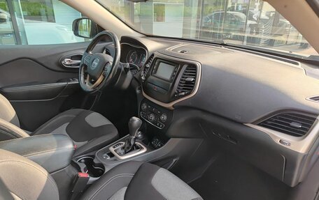 Jeep Cherokee, 2014 год, 1 185 000 рублей, 13 фотография