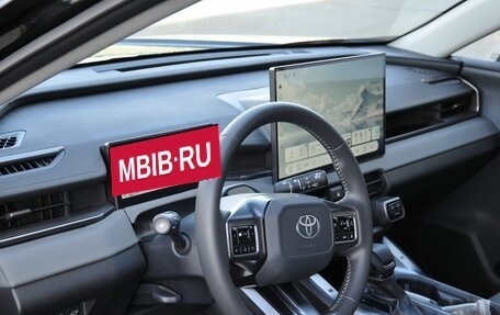 Toyota RAV4, 2026 год, 4 500 000 рублей, 14 фотография