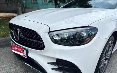 Mercedes-Benz E-Класс, 2023 год, 6 555 000 рублей, 2 фотография