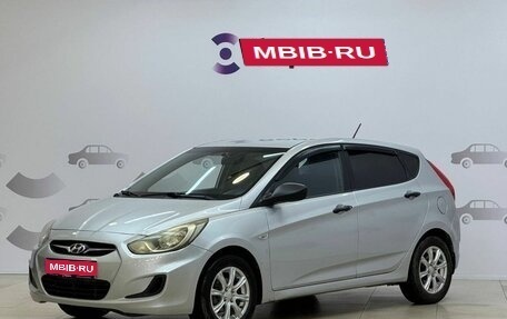 Hyundai Solaris II рестайлинг, 2012 год, 830 000 рублей, 1 фотография