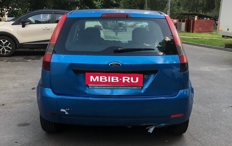 Ford Fiesta, 2004 год, 135 000 рублей, 3 фотография