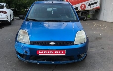 Ford Fiesta, 2004 год, 135 000 рублей, 5 фотография