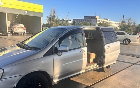 Nissan Liberty, 2002 год, 420 000 рублей, 8 фотография
