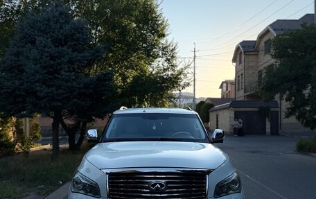 Infiniti QX56, 2013 год, 1 950 000 рублей, 3 фотография