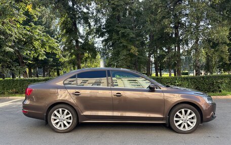 Volkswagen Jetta VI, 2013 год, 1 150 000 рублей, 2 фотография