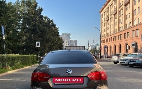 Volkswagen Jetta VI, 2013 год, 1 150 000 рублей, 4 фотография