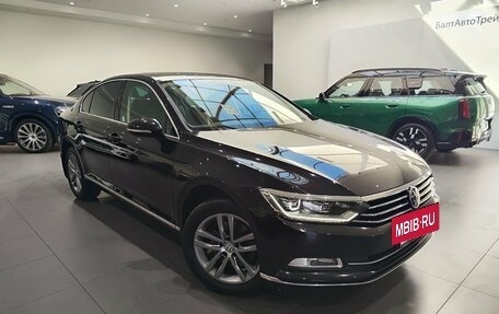 Volkswagen Passat B8 рестайлинг, 2019 год, 2 885 000 рублей, 3 фотография