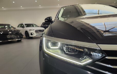 Volkswagen Passat B8 рестайлинг, 2019 год, 2 885 000 рублей, 29 фотография