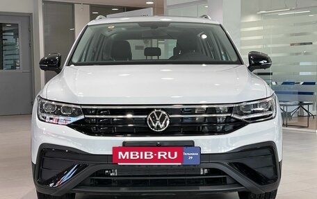 Volkswagen Tiguan II, 2026 год, 3 990 000 рублей, 2 фотография