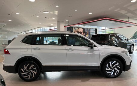 Volkswagen Tiguan II, 2026 год, 3 990 000 рублей, 6 фотография