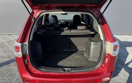 Mitsubishi Outlander III рестайлинг 3, 2014 год, 1 495 000 рублей, 7 фотография