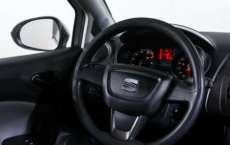 SEAT Ibiza IV рестайлинг 2, 2012 год, 728 000 рублей, 13 фотография