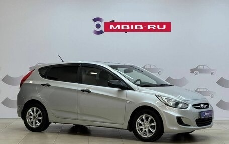 Hyundai Solaris II рестайлинг, 2012 год, 830 000 рублей, 3 фотография