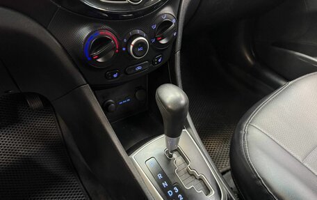 Hyundai Solaris II рестайлинг, 2012 год, 830 000 рублей, 15 фотография