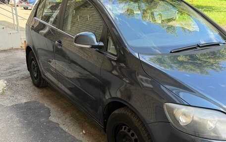 Volkswagen Golf Plus II, 2010 год, 570 000 рублей, 2 фотография