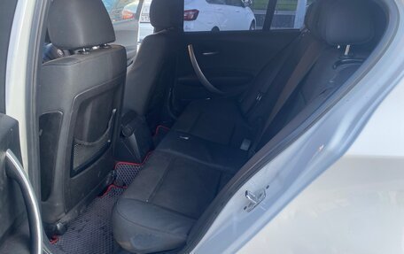 BMW 1 серия, 2006 год, 215 000 рублей, 13 фотография