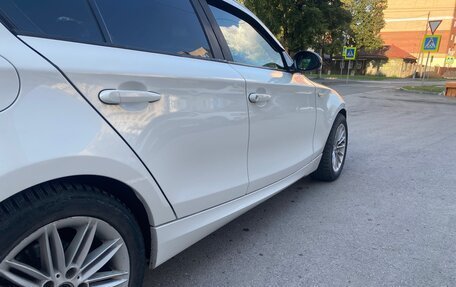 BMW 1 серия, 2006 год, 215 000 рублей, 10 фотография