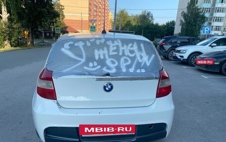 BMW 1 серия, 2006 год, 215 000 рублей, 7 фотография