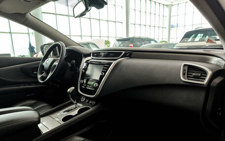 Nissan Murano, 2018 год, 2 680 000 рублей, 15 фотография