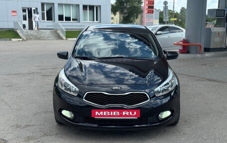 KIA cee'd III, 2013 год, 900 000 рублей, 12 фотография