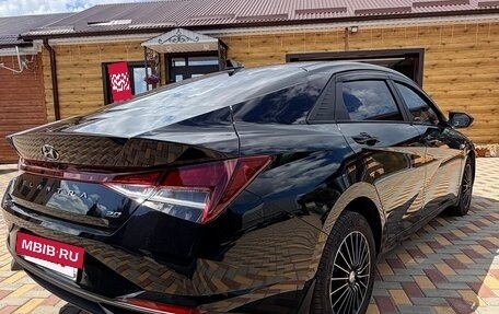 Hyundai Elantra, 2021 год, 2 050 000 рублей, 6 фотография