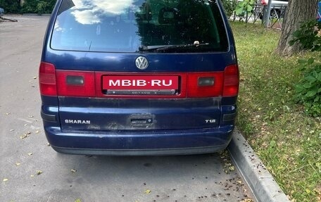 Volkswagen Sharan I рестайлинг, 2001 год, 300 000 рублей, 3 фотография