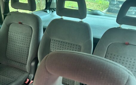 Volkswagen Sharan I рестайлинг, 2001 год, 300 000 рублей, 9 фотография