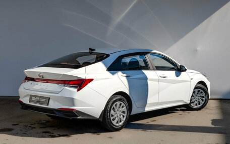 Hyundai Elantra, 2022 год, 2 090 000 рублей, 5 фотография