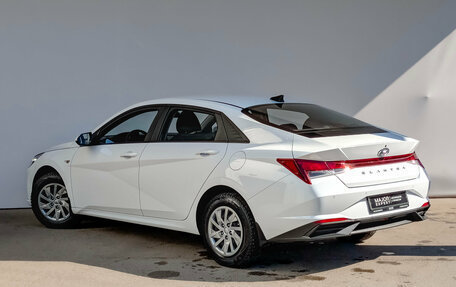 Hyundai Elantra, 2022 год, 2 090 000 рублей, 7 фотография