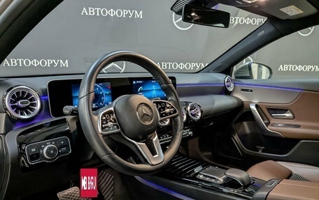 Mercedes-Benz A-Класс, 2020 год, 2 550 000 рублей, 15 фотография