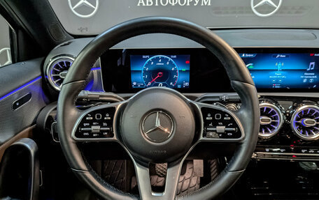 Mercedes-Benz A-Класс, 2020 год, 2 550 000 рублей, 22 фотография