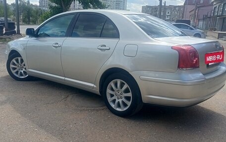 Toyota Avensis III рестайлинг, 2006 год, 679 000 рублей, 3 фотография