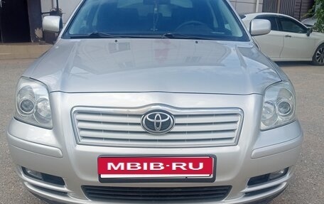 Toyota Avensis III рестайлинг, 2006 год, 679 000 рублей, 2 фотография