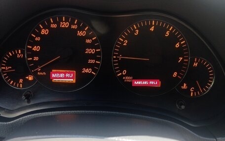 Toyota Avensis III рестайлинг, 2006 год, 679 000 рублей, 37 фотография