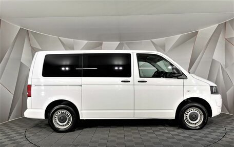 Volkswagen Caravelle T5, 2013 год, 1 715 000 рублей, 6 фотография