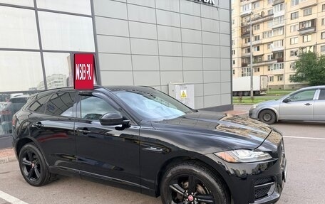 Jaguar F-Pace, 2017 год, 2 590 000 рублей, 3 фотография