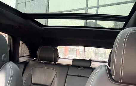 Jaguar F-Pace, 2017 год, 2 590 000 рублей, 17 фотография