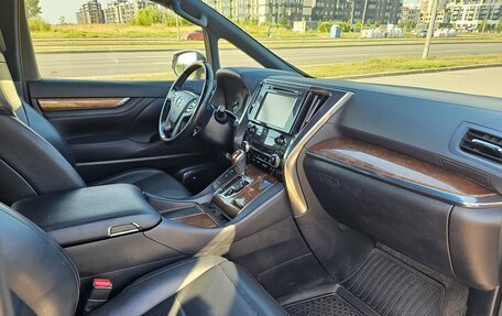 Toyota Alphard III, 2015 год, 3 600 000 рублей, 9 фотография