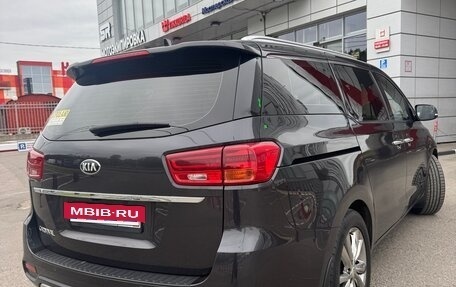 KIA Carnival III, 2020 год, 3 150 000 рублей, 4 фотография