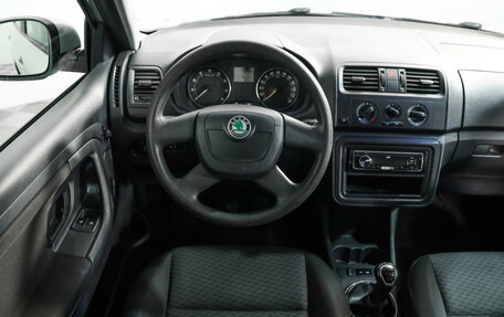 Skoda Fabia II, 2011 год, 599 000 рублей, 11 фотография