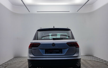 Volkswagen Tiguan II, 2019 год, 2 145 000 рублей, 7 фотография