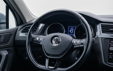 Volkswagen Tiguan II, 2019 год, 2 145 000 рублей, 16 фотография