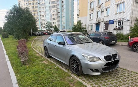 BMW 5 серия, 2005 год, 900 000 рублей, 2 фотография