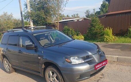 Mitsubishi Outlander III рестайлинг 3, 2003 год, 595 000 рублей, 4 фотография