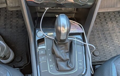 Volkswagen Tiguan II, 2020 год, 2 450 000 рублей, 13 фотография
