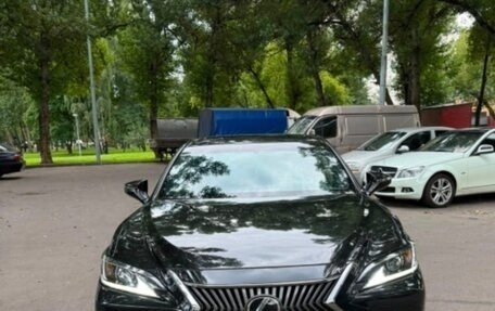 Lexus ES VII, 2020 год, 4 200 000 рублей, 1 фотография