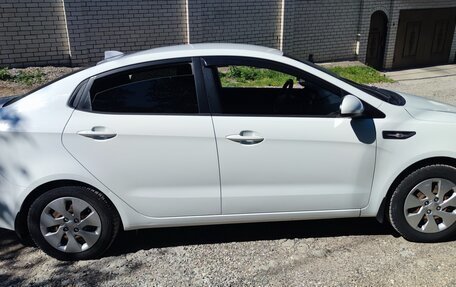 KIA Rio III рестайлинг, 2013 год, 850 000 рублей, 3 фотография