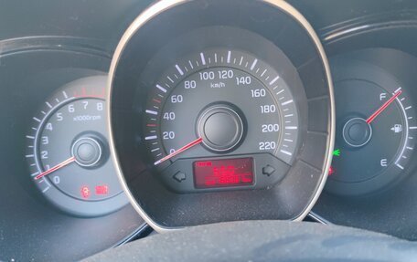 KIA Rio III рестайлинг, 2013 год, 850 000 рублей, 9 фотография